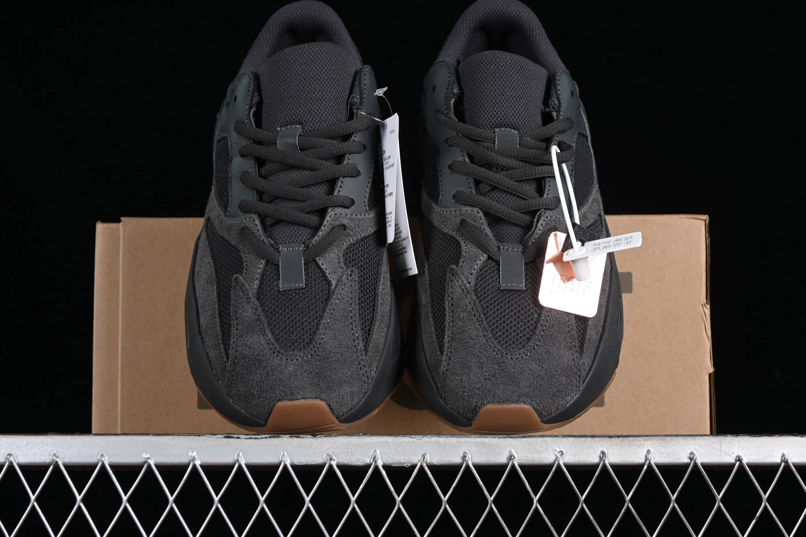 All Categories Ad Yeezy Coconut Series G Version Ad Yeezy Boost 700 V2 "Utility Black" FV5304 Kanye Coconut 700 3M Reflective Running Shoes